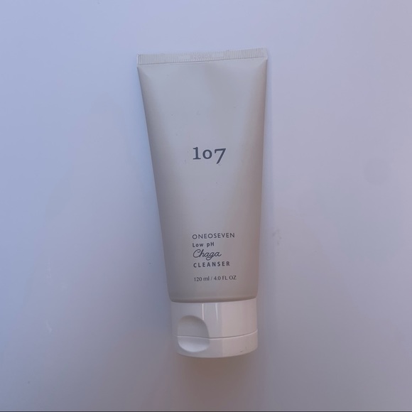 107 Low pH Chaga Cleanser - Picture 1 of 1